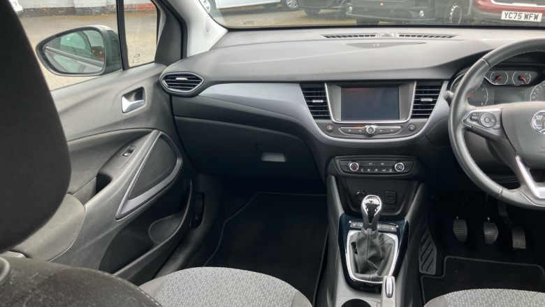 Vauxhall Crossland 1.2 SE 5dr Petrol Hatchback